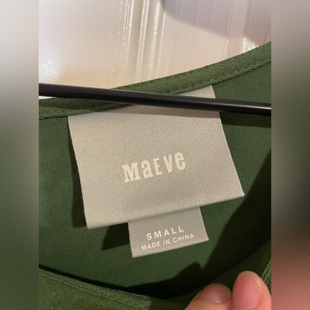 Maeve by Anthropologie Prato Flutter Sleeve Top in Green Size Small - Picture 6 of 7